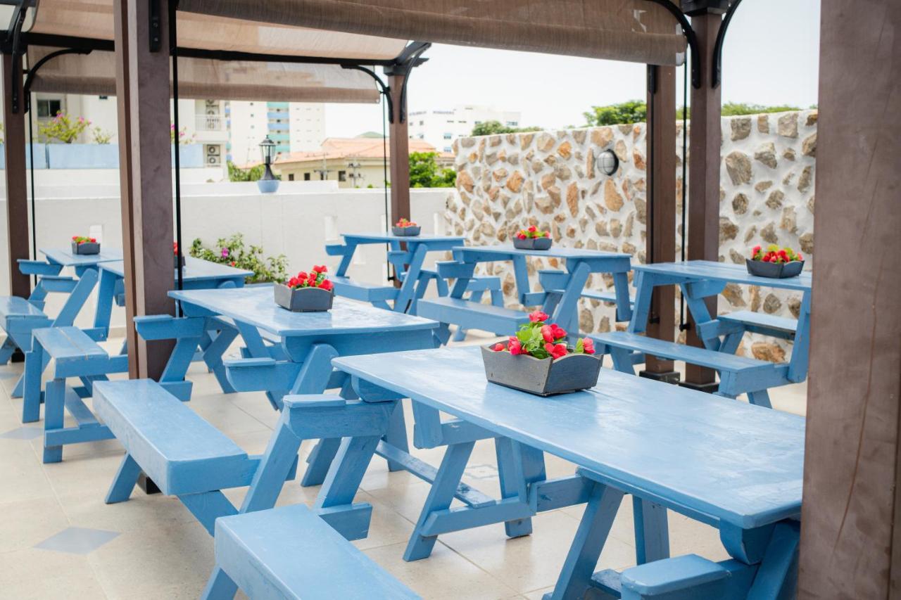 Hotel Adaz Mediterraneo Santa Marta  Exterior foto